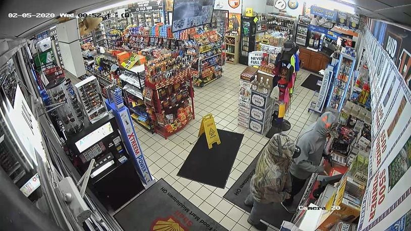 Middetown police are looking for two suspects who robbed the Shell gas station on North Verity Parkway at 12:54 a.m. Wednesday, according to police. PROVIDED PHOTO