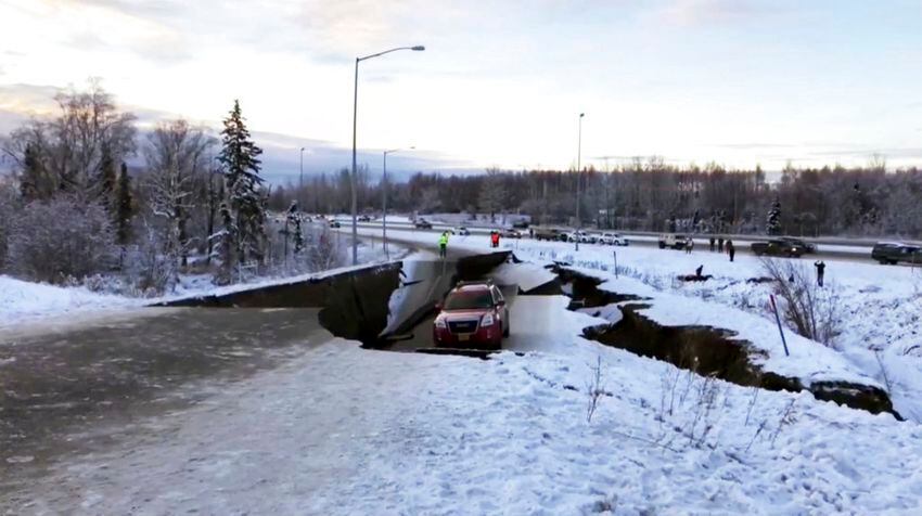 Photos: 7.0 earthquake rattles Anchorage, Alaska