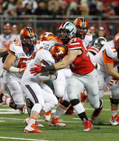 Buckeyes rout Illinois to set up showdown with Spartans