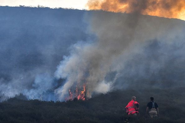 Photos: Flames burn Saddleworth Moor