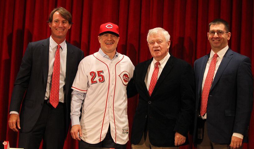 Reds introduce David Bell as manager