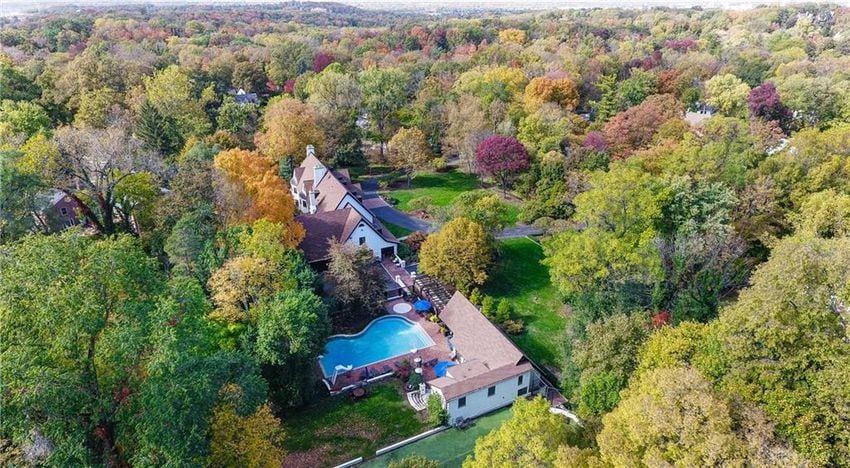 PHOTOS: Park Place Oakwood mansion on market for $1.75M