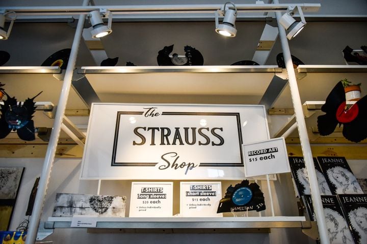 Strauss Art Gallery in Hamilton opens gift shop with items from local artists