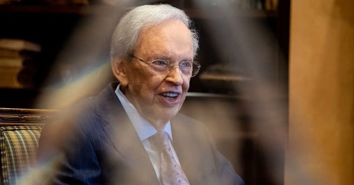 Charles Stanley, well-known preacher and evangelical broadcaster, dies at 90