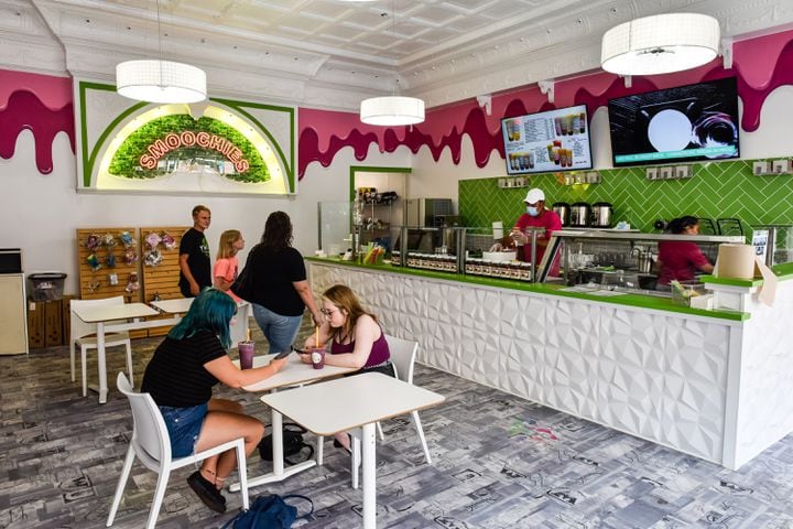 Smoochies Boba and Crepes opens on Main Street in Hamilton