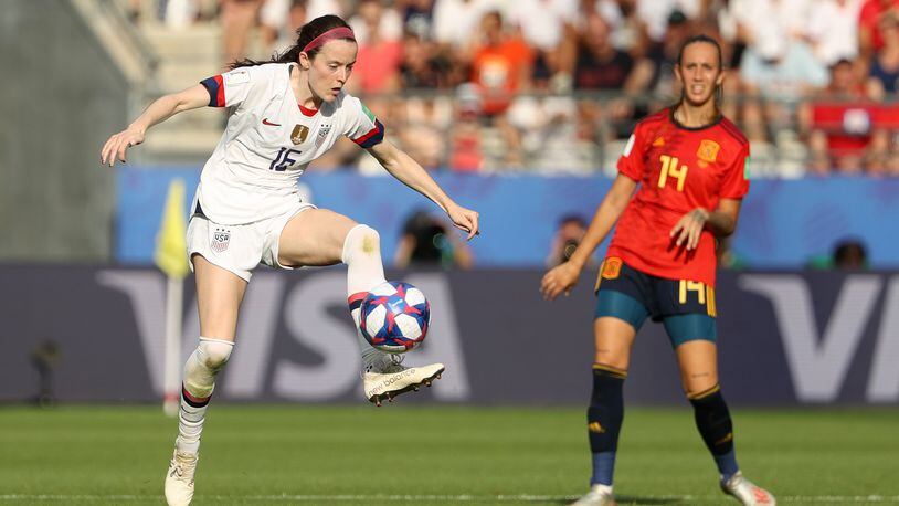 REIMS, FRANCE - JUNE 24: Rose Lavelle of the USA controls the ball during the 2019 FIFA Women’s World Cup France Round Of 16 match between Spain and USA at Stade Auguste Delaune on June 24, 2019 in Reims, France. (Photo by Robert Cianflone/Getty Images)