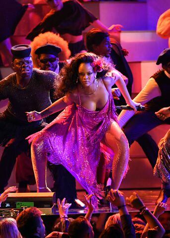 Photos: Rihanna, DJ Khaled, Bryson Tiller perform 'Wild Thoughts' at Grammys