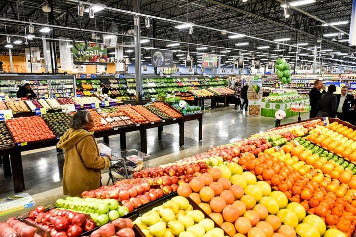 New Kroger Marketplace opens in West Chester
