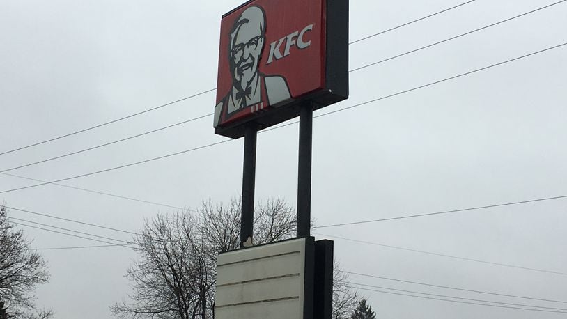The KFC at 2211 N Verity Pkwy in Middletown asked customers to visit the restaurant’s other location at 3361 Towne Boulevard in Middletown. RICK MCCRABB/STAFF