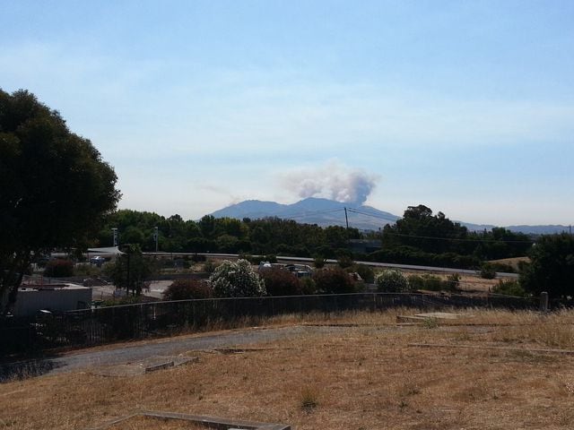 Viewers submit photos of wildfire on Mt. Diablo