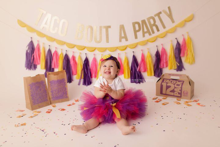 Baby has Taco Bell-themed birthday photo shoot