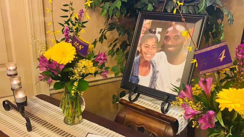 PHOTO: Condolences book for Kobe, Gianna Bryant fills with names