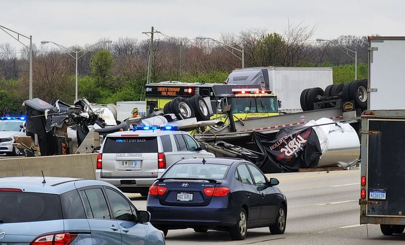 Two semis were involved in a crash on I-75 near the rest areas south of Monroe exit exit in Butler County on Tues., April 19, 2022. One person died, according to the Ohio State Highway Patrol.  NICK GRAHAM / STAFF