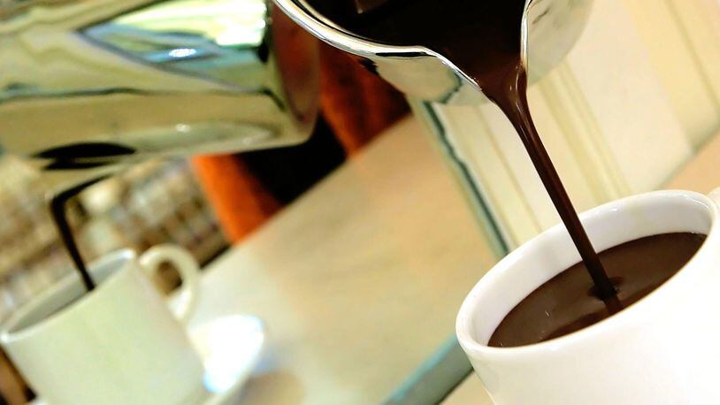 An Indiana teen is selling hot chocolate to raise money for his father, who will be out of work because of knee surgery.