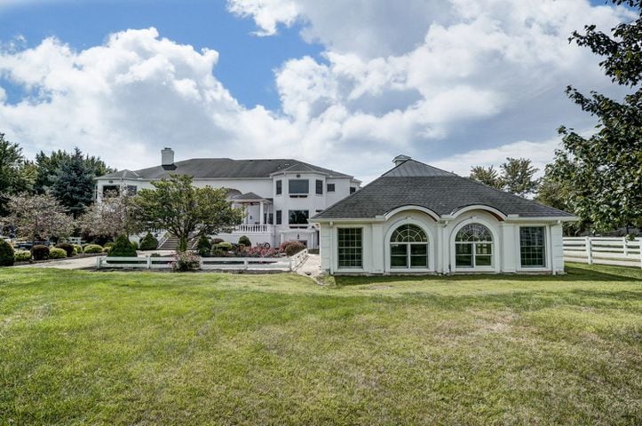 PHOTOS The most expensive house on the market in Butler County