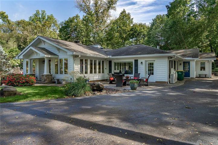 PHOTOS: Renovated ranch-style home on market in Kettering