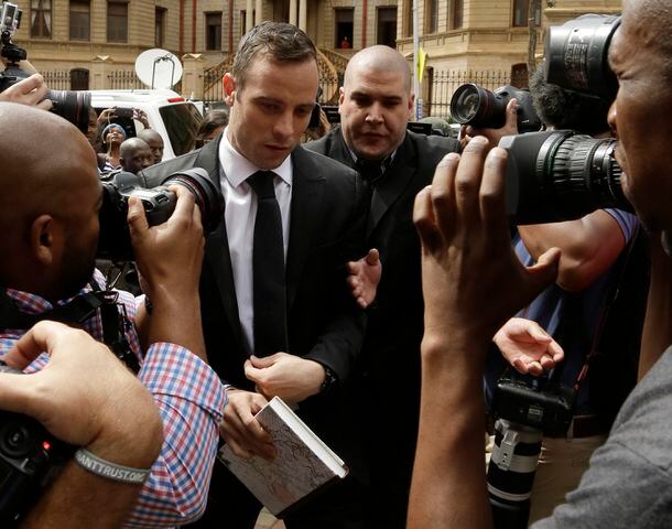 Pistorius out on bond: Dec. 8, 2015