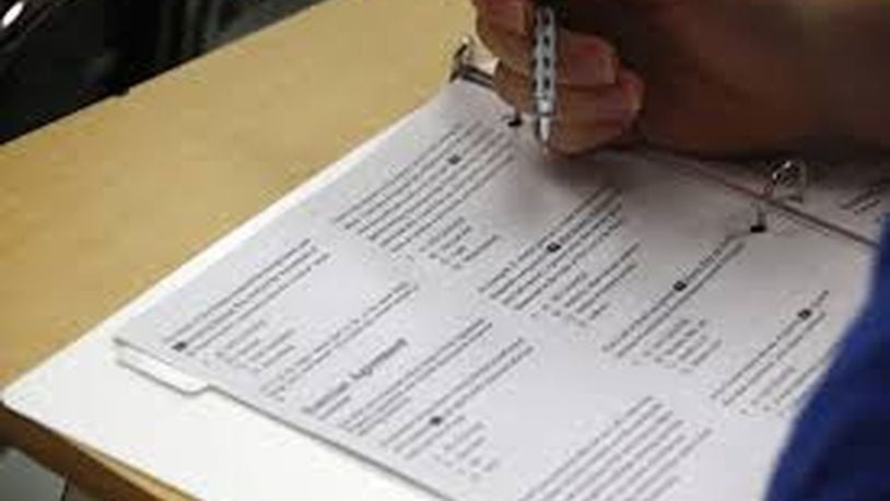 Area school parents said they appreciate the Ohio Department of Education’s return to using traditional letter grades of “A” through “F” when grading local school districts for its annual report cards.