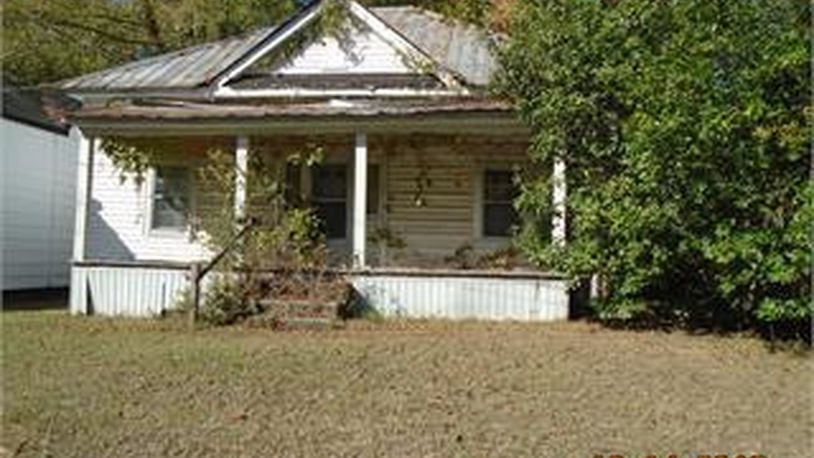 Butler County owns this house in Hawkinsville, Georgia. It has not paid property taxes on the home since 2015 and is letting it go into foreclosure after unsuccessful attempts to find a buyer. PROVIDED/PULASKI COUNTY, GA., AUDITOR’S OFFICE