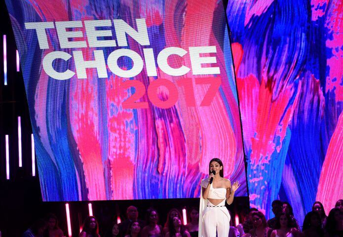 2017 teen choice awards show