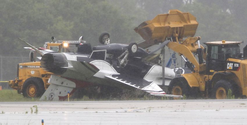 Dayton Air Show crash: latest updates