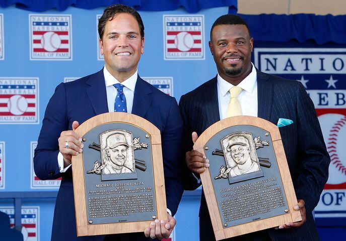 Ken Griffey Jr. inducted into Baseball Hall of Fame
