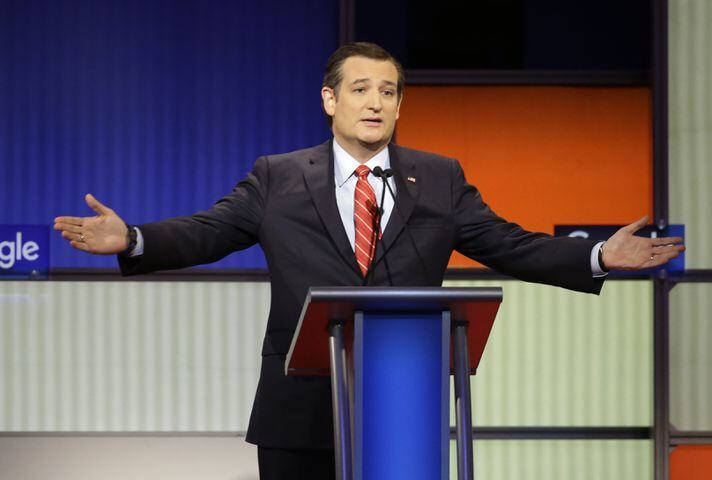 Republican candidates on debate night in Iowa