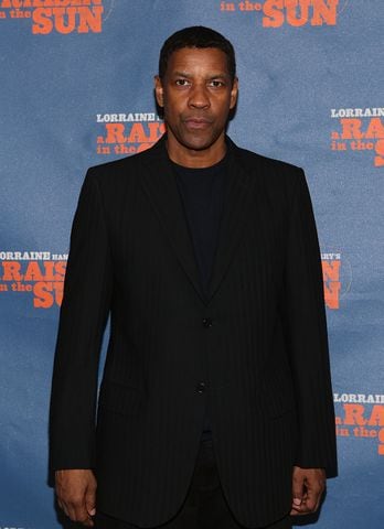 Denzel Washington broke his right pinky finger playing basketball as a child and now it's bent at a 45 degree angle.