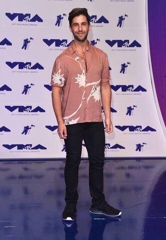 Photos: Stars arrive for the 2017 MTV VMAs