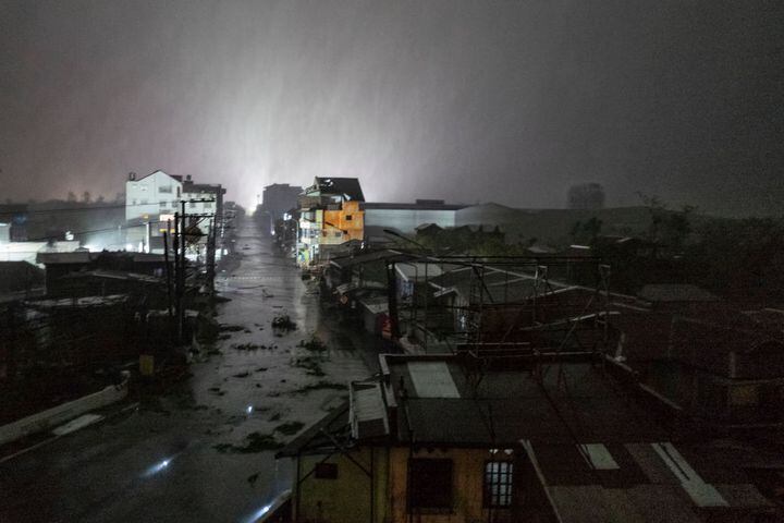 typhoon mangkhut batters philippines