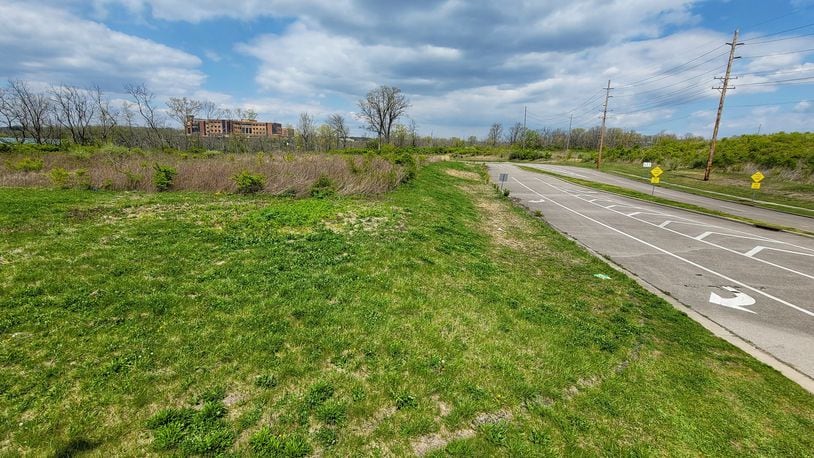 Middletown city council voted for the city to purchase this 2.7-acre parcel of land near Ohio 122 and Atrium Boulevard as a site for one of its four new fire stations. The property is owned by Premier Health/Atrium Medical Center. NICK GRAHAM/STAFF