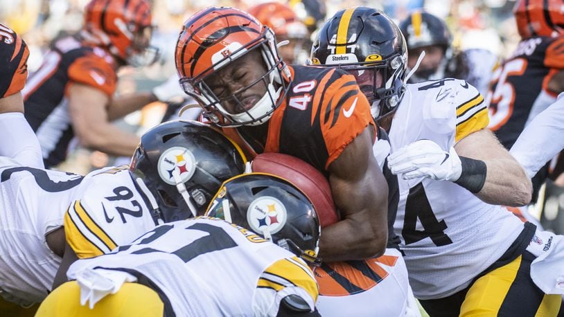 CINCINNATI, OH - NOVEMBER 24: Brandon Wilson #40 of the Cincinnati Bengals is tackled during a kickoff return during the first quarter of the game against the Pittsburgh Steelers at Paul Brown Stadium on November 24, 2019 in Cincinnati, Ohio. (Photo by Bobby Ellis/Getty Images)