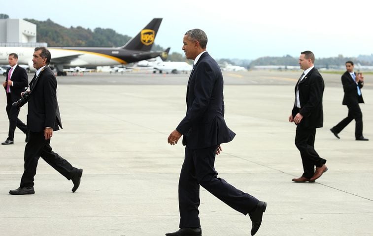 PHOTOS: President Obama visits Roseburg and Seattle