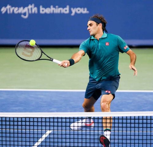 PHOTOS Roger Federer continues winning ways in Cincy