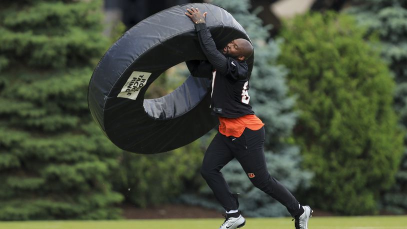 Cincinnati Bengals' Germaine Pratt takes part in a drill during practice at the NFL football team's training field in Cincinnati, Tuesday, May 30, 2023. (AP Photo/Aaron Doster)