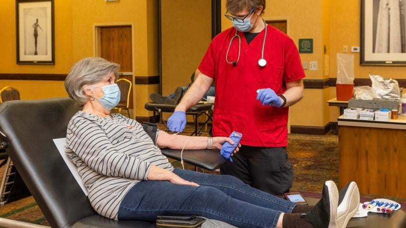 Pictured: February 2022 blood drive event at the Atrium-operated Embassy Suites by Hilton Kansas City International Airport in Kansas City, Missouri. (Photo: Business Wire/Associated Press)