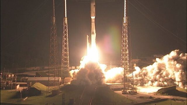 Atlas V rocket launch (9/02/15)