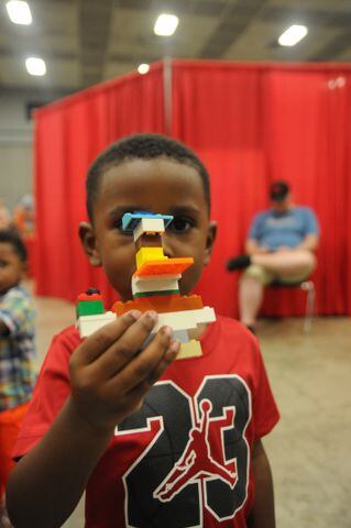 PHOTOS: The AMAZING LEGO creations (and people) we spotted at Dayton LEGO convention