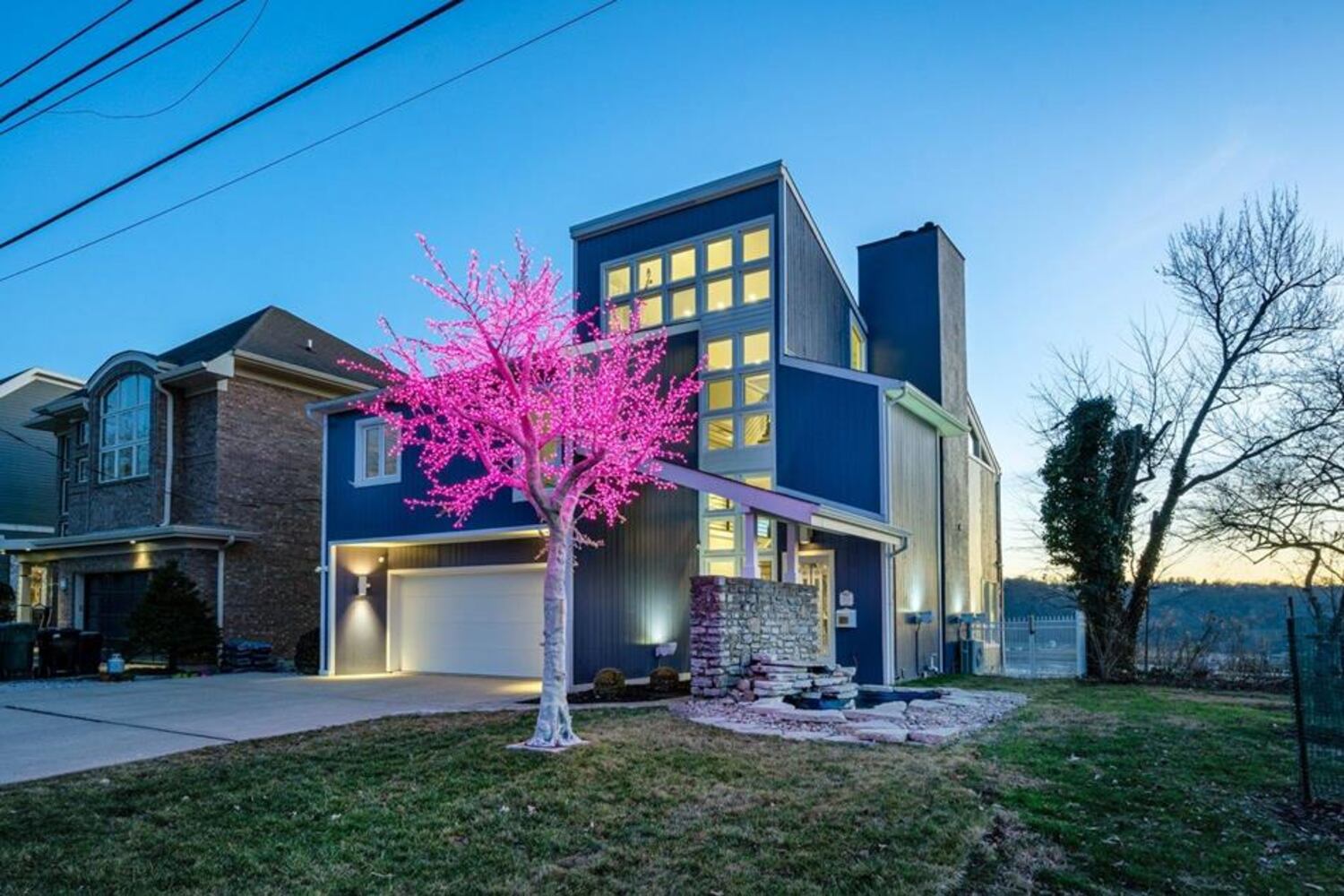 PHOTOS: Luxury home owned by restaurant owner Jeff Ruby on market