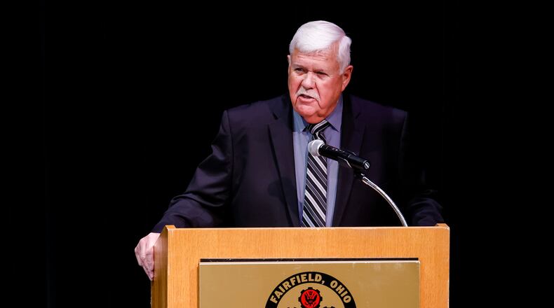 Acting city manager Don Bennett speaks before the swearing in of new Fairfield mayor and city council members during a ceremony Monday, Dec. 27, 2021 at the Fairfield Community Arts Center. NICK GRAHAM / STAFF