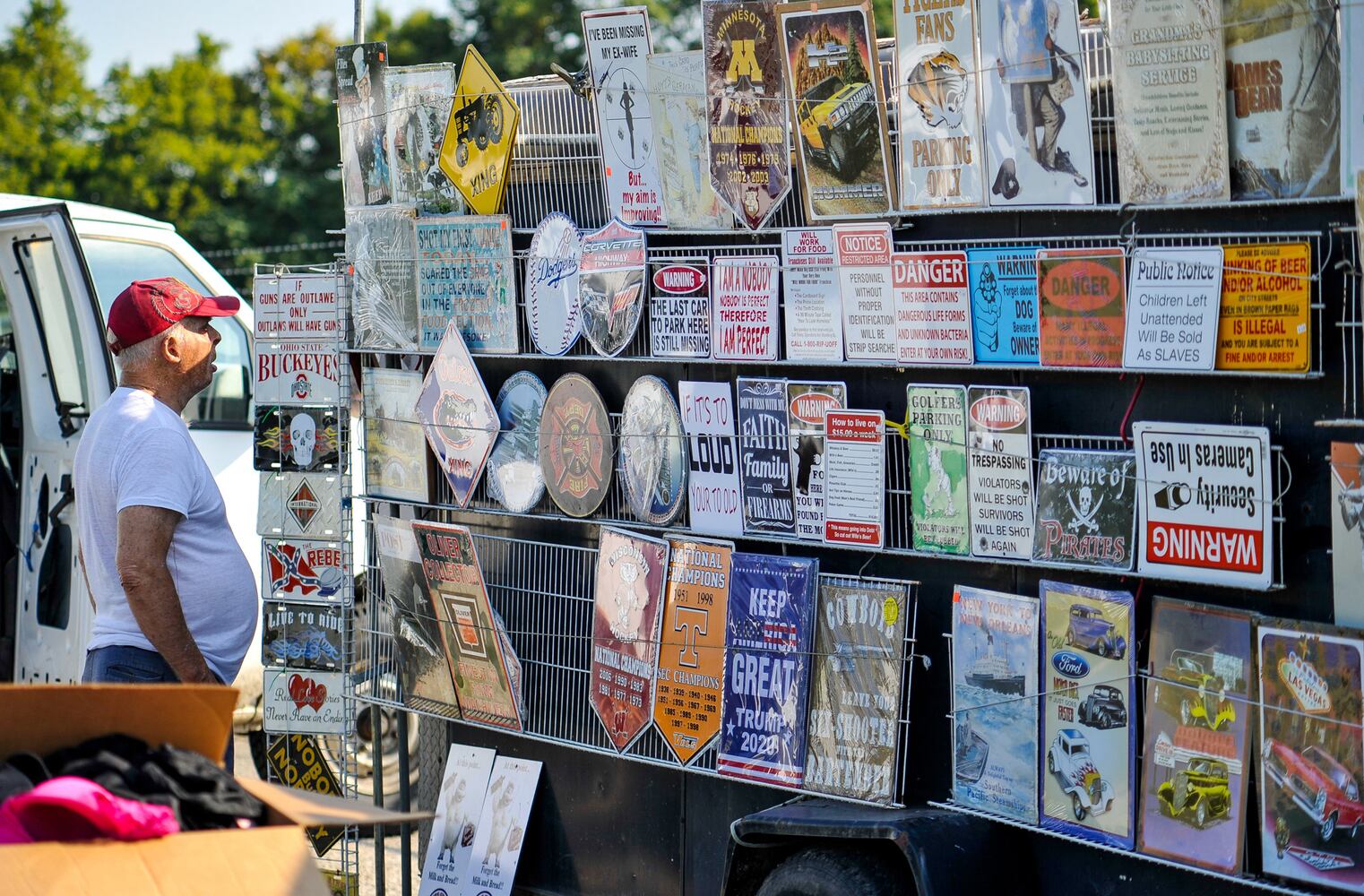 World's longest yard sale runs through Butler County