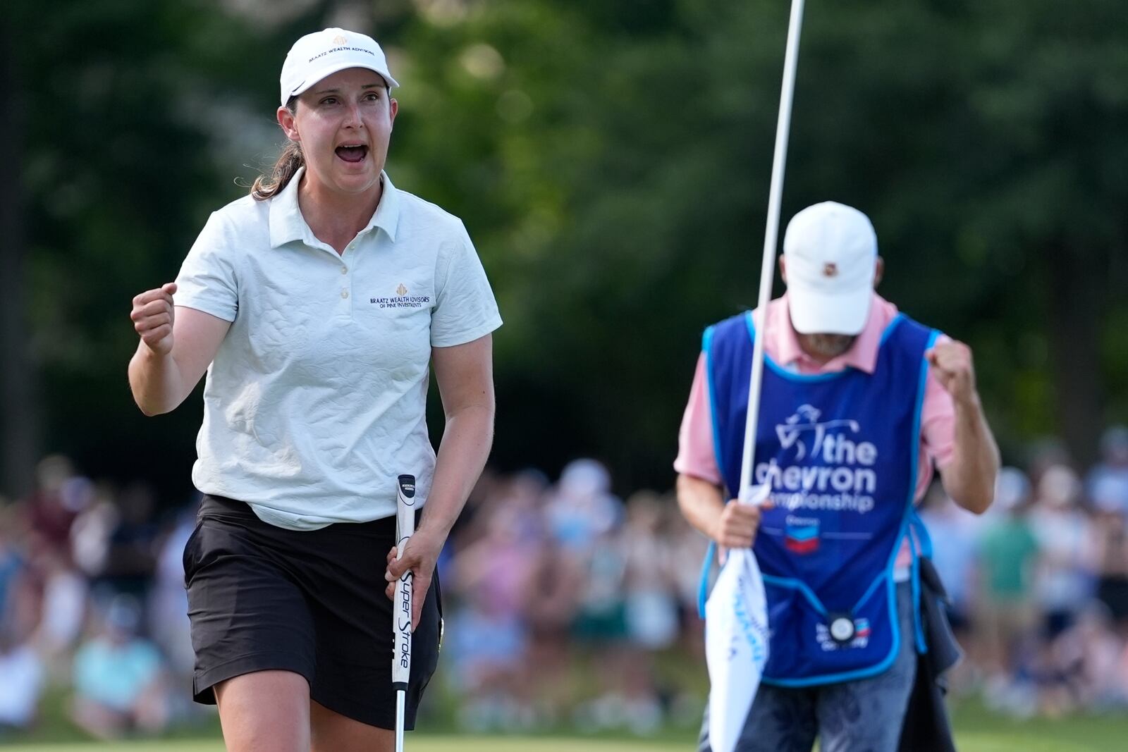 Lindy Duncan celebrates her putt on the 18th green during the final round of the Chevron Championship LPGA golf tournament Sunday, April 27, 2025, in The Woodlands, Texas. (AP Photo/Ashley Landis)
