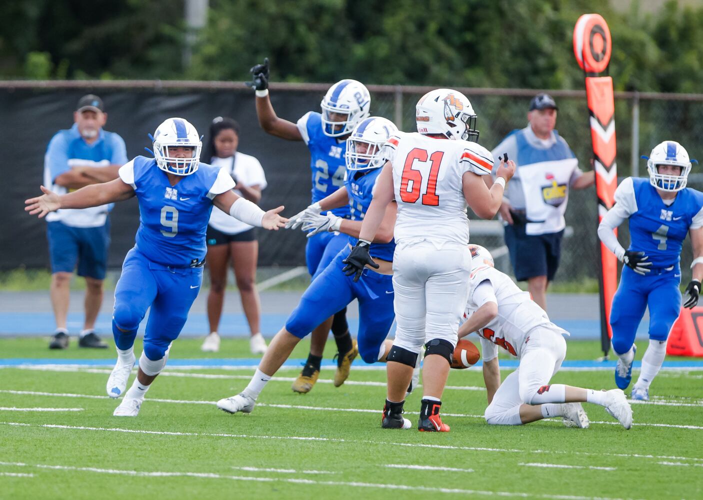 Hamilton Big Blue Football beats Anderson