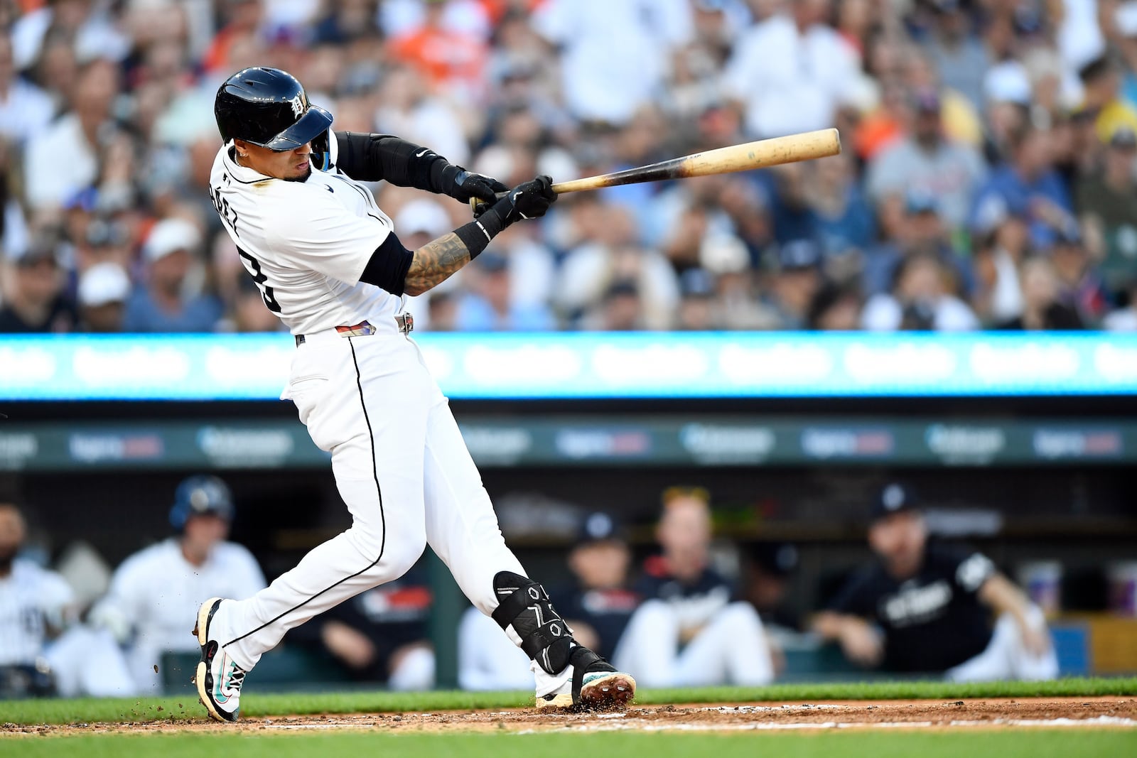 Detroit Tigers' Javier Báez bats during the third inning of a baseball game against the Minnesota Twins, Sunday, June 29, 2025, in Detroit. (AP Photo/Jose Juarez)