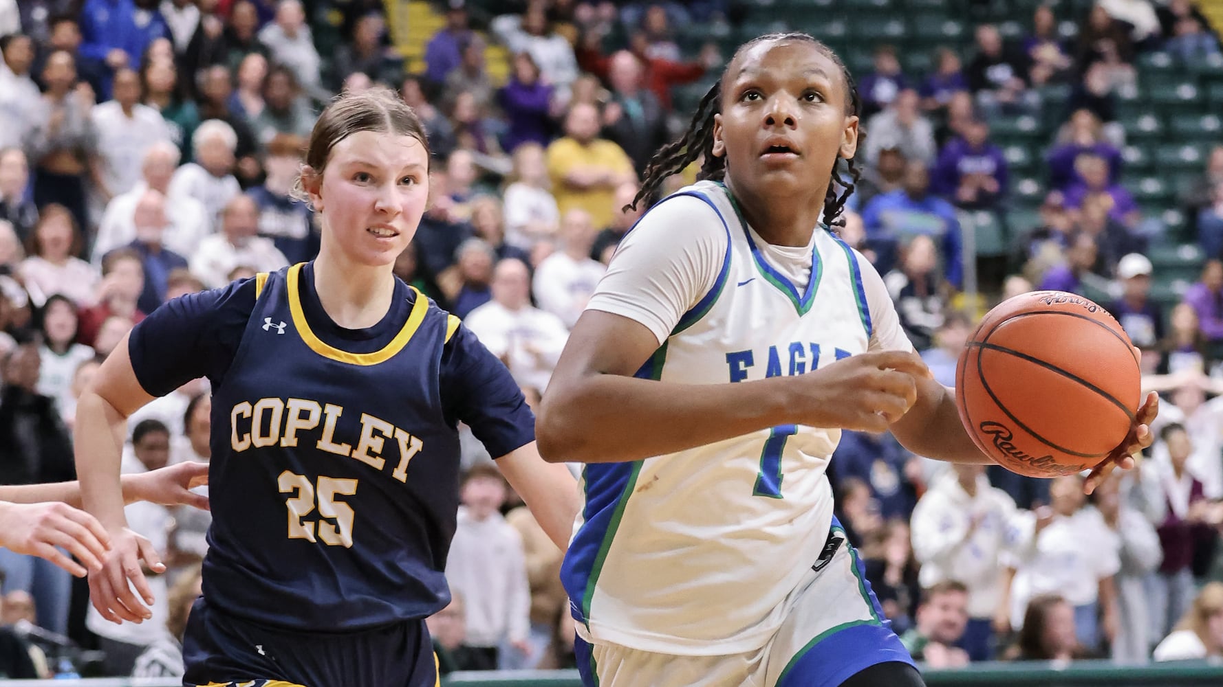 DDN 031226 Chaminade Julienne Copley