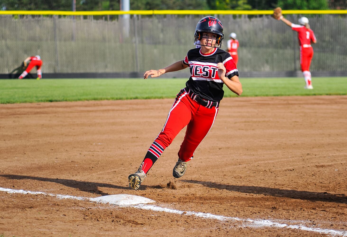 Lakota West beats Fairfield in D-1 district softball championship