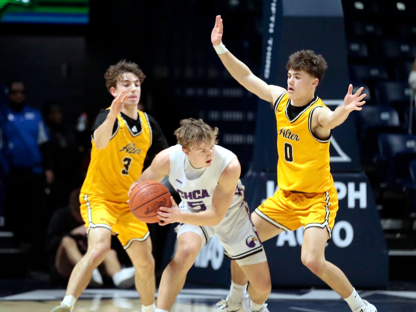 Alter CHCA basketball