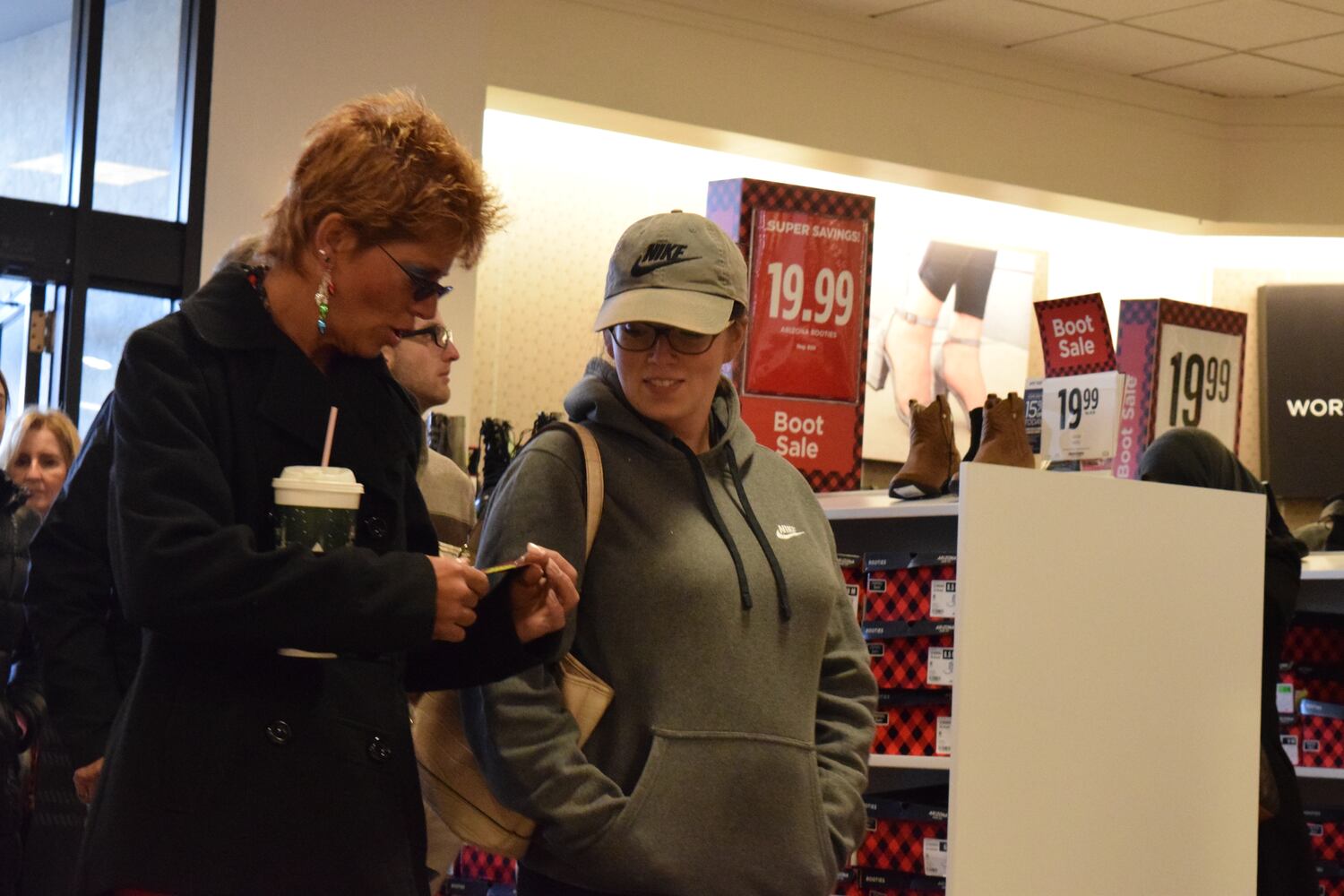 PHOTOS: Nearly 1K shoppers flood JCPenney