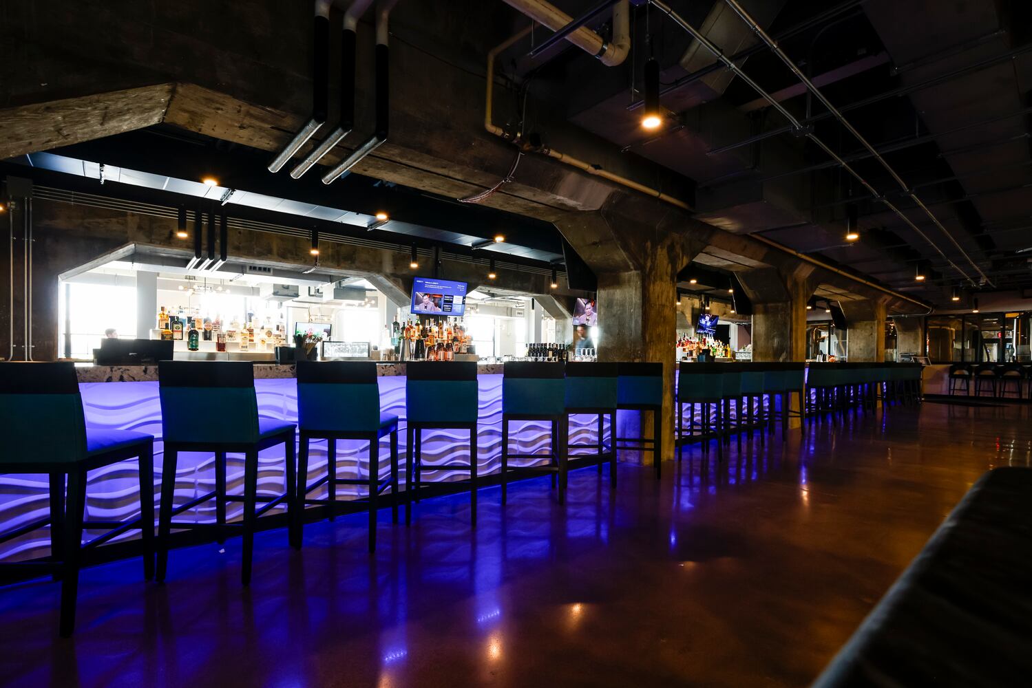 032024 Hydraulic Bar