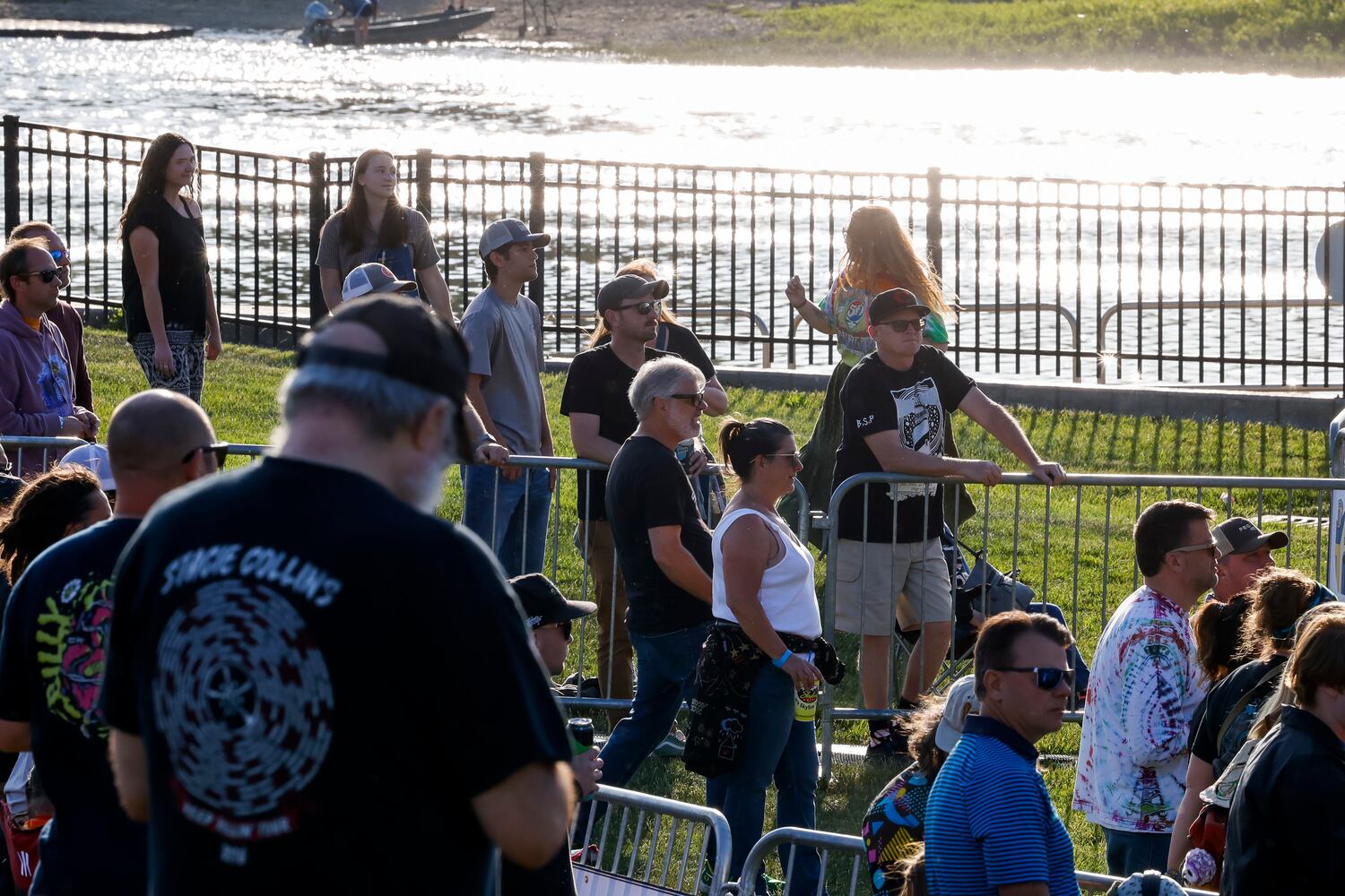 052523 RiversEdge concert